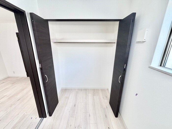 物件内観写真15　(収納)