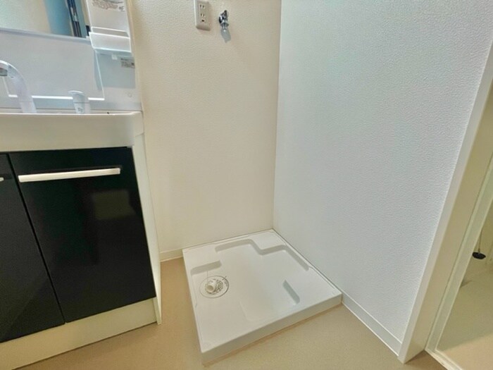 物件内観写真20　(洗濯機置場)