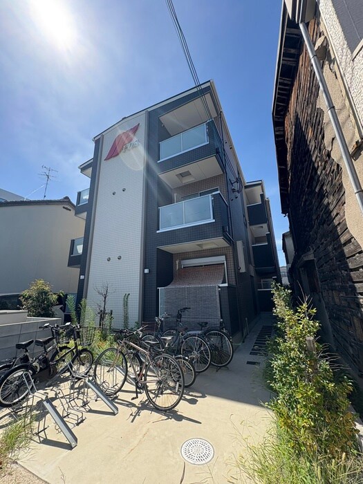 物件外観写真1　(外観写真)