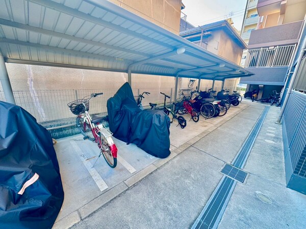 駐輪場