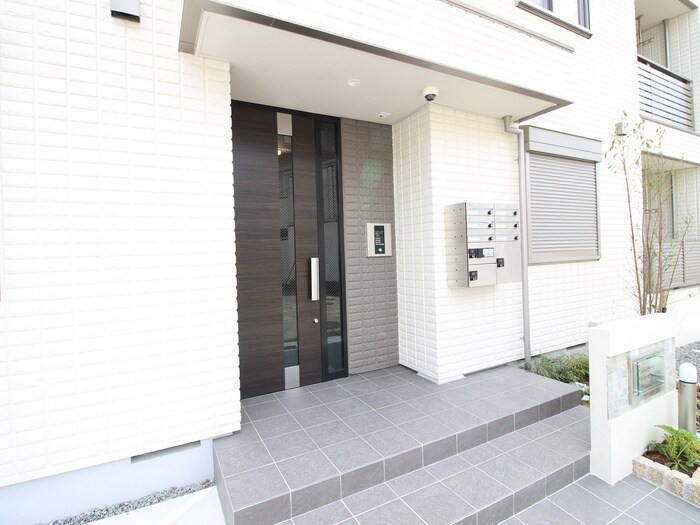 物件外観写真4　(同型モデル)