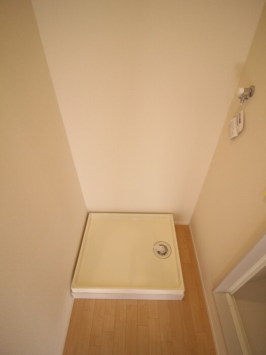 物件内観写真22　(洗濯機置場)