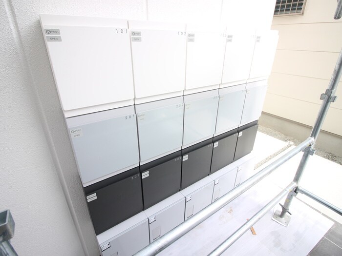 物件外観写真4　(建物設備)