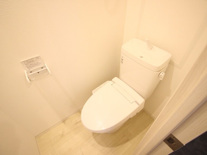 物件内観写真14　(トイレ)