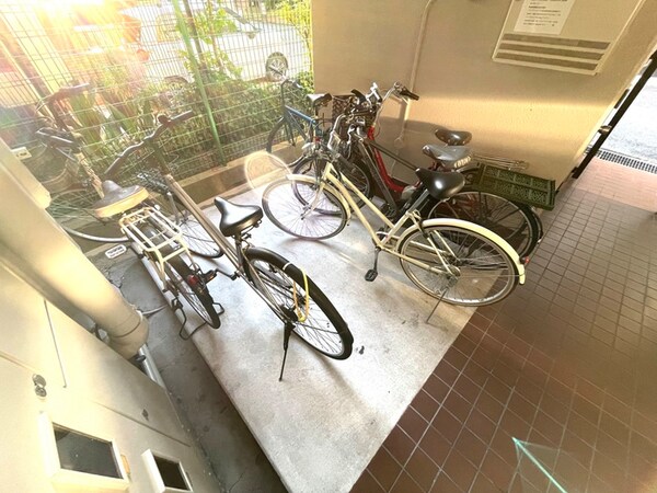 駐輪場