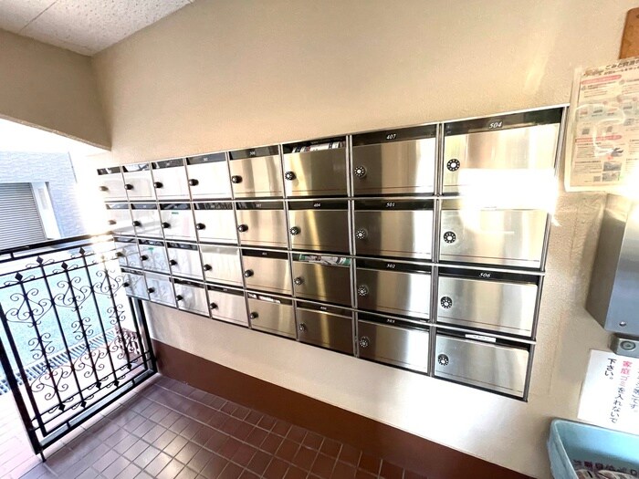 物件外観写真6　(建物設備)