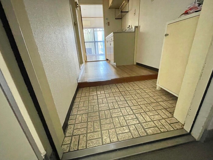 物件内観写真21　(玄関)