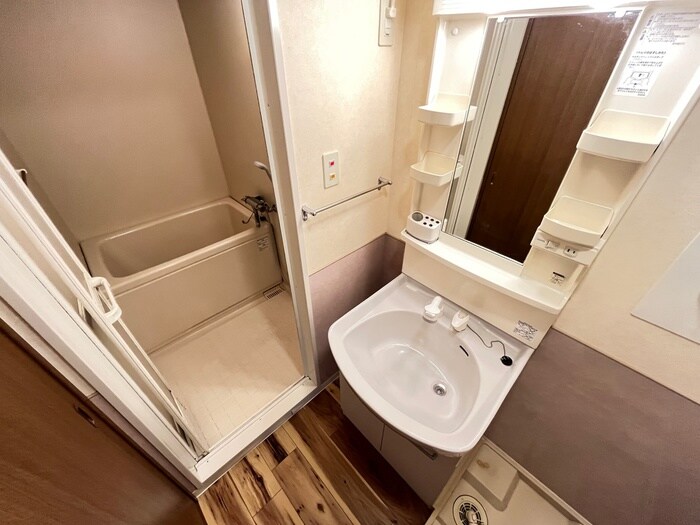 物件内観写真10　(洗面)