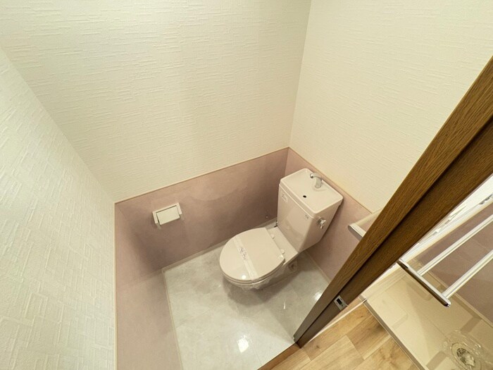物件内観写真12　(トイレ)