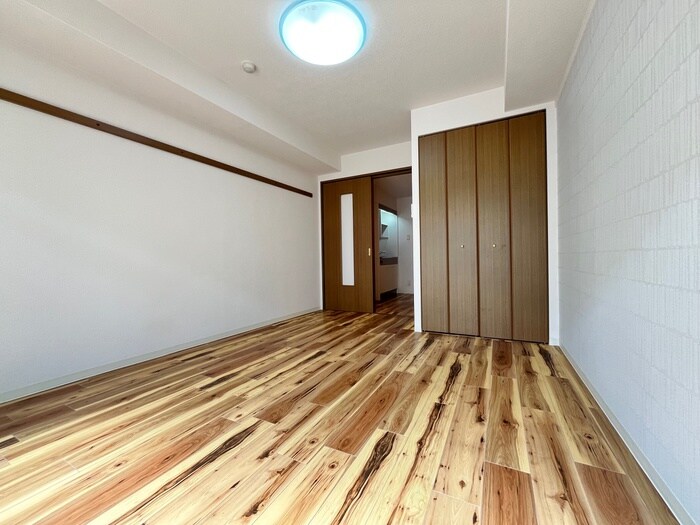 物件内観写真16　(居室)