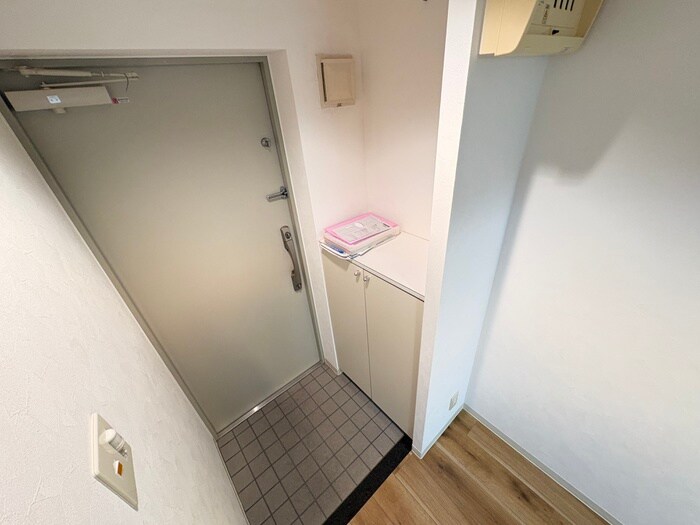 物件内観写真16　(靴箱)