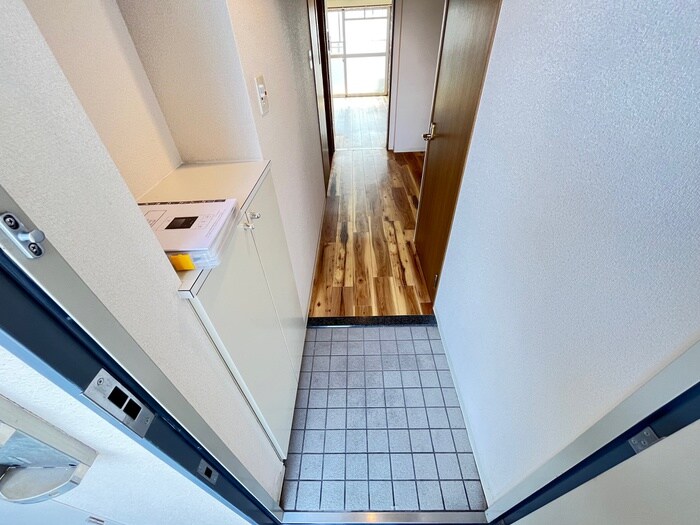 物件内観写真20　(玄関)