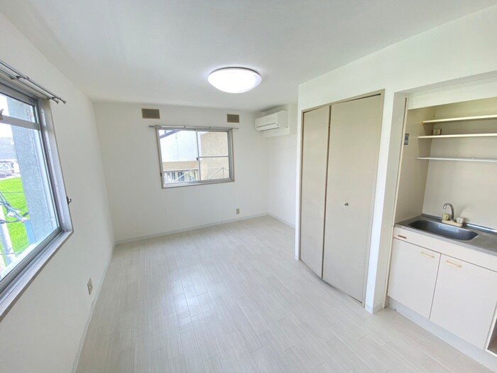 物件内観写真10　(居室)