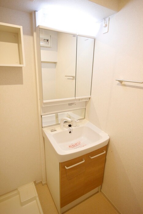 物件内観写真11　(洗面)