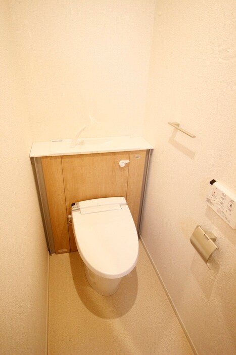 物件内観写真12　(トイレ)