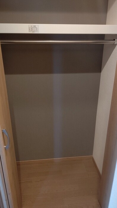 物件内観写真13　(収納)