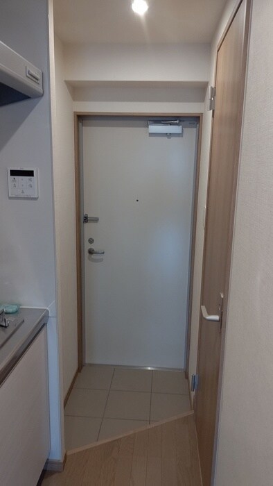 物件内観写真19　(玄関)