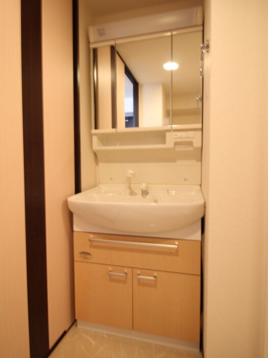 物件内観写真10　(洗面)