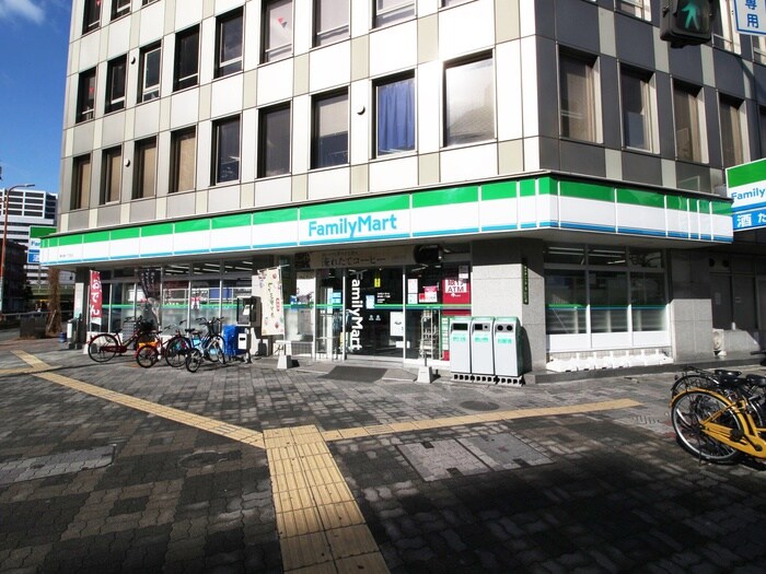ファミリーマート