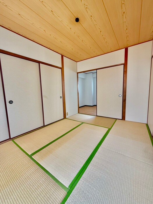 物件内観写真10　(居室)