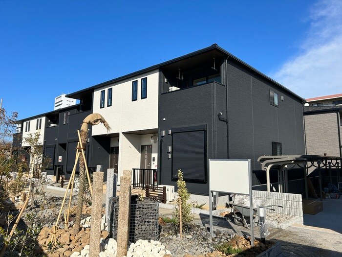 物件外観写真1　(外観写真)