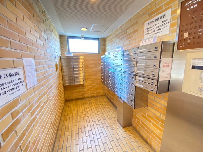 物件外観写真6　(建物設備)