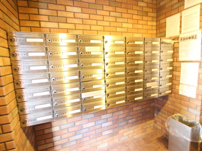 物件外観写真4　(建物設備)