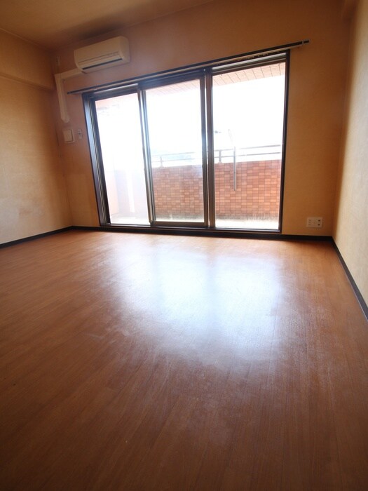 物件内観写真12　(居室)