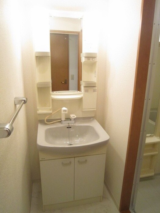 物件内観写真12　(洗面)