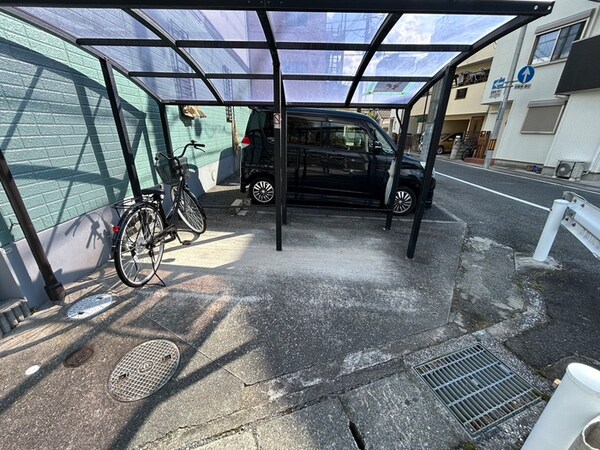 駐輪場