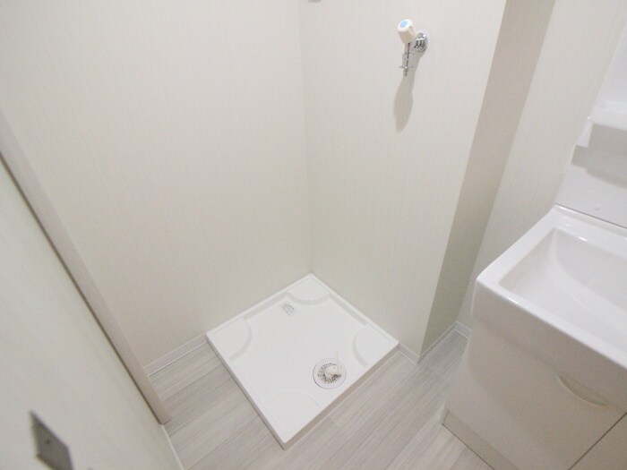 物件内観写真9　(洗濯機置場)