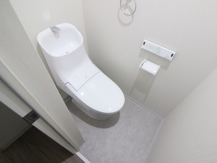 物件内観写真11　(トイレ)