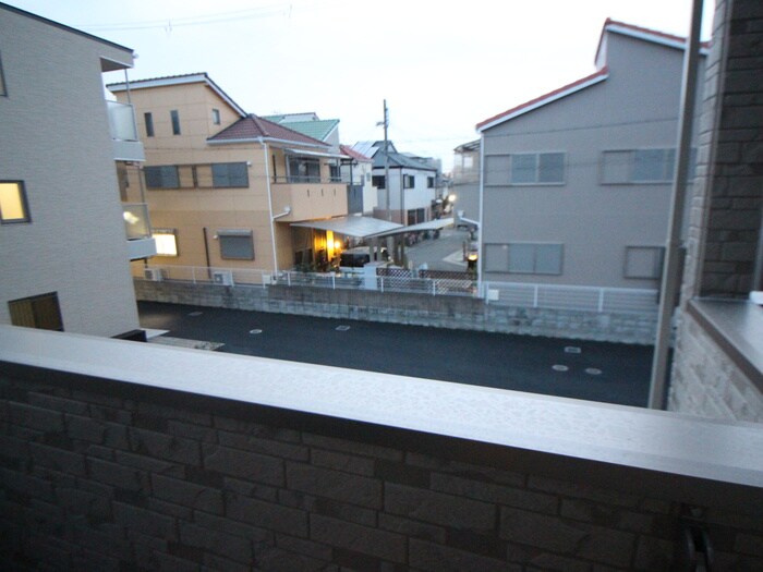 物件内観写真19　(室内からの展望)