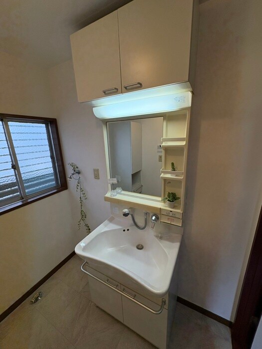 物件内観写真16　(洗面)