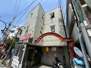 シテイクレスト石橋外観写真