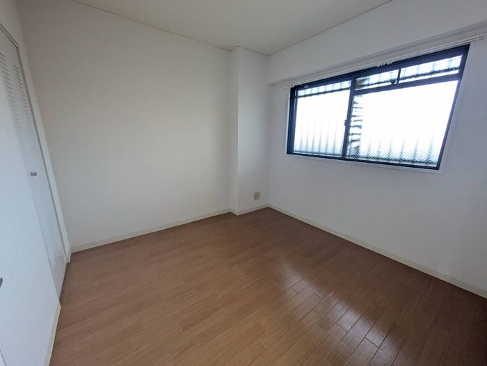 物件内観写真12　(居室)