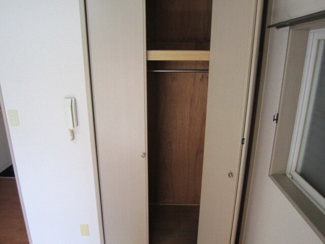 物件内観写真11　(収納)