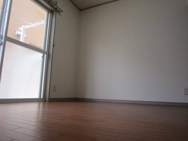 物件内観写真13　(居室)