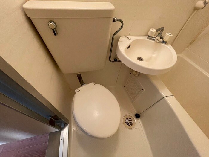 物件内観写真13　(トイレ)