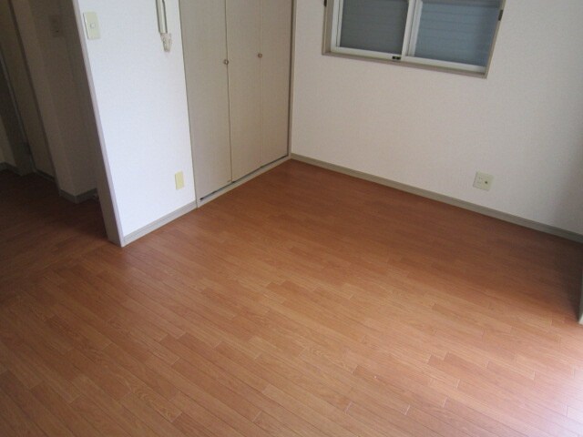 物件内観写真16　(居室)