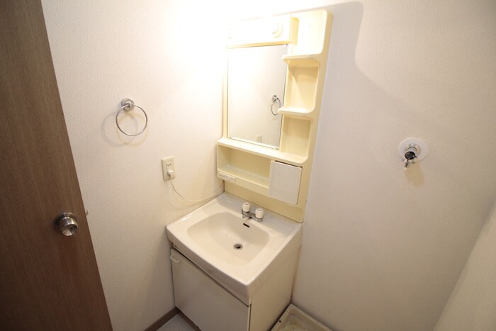 物件内観写真11　(洗面)