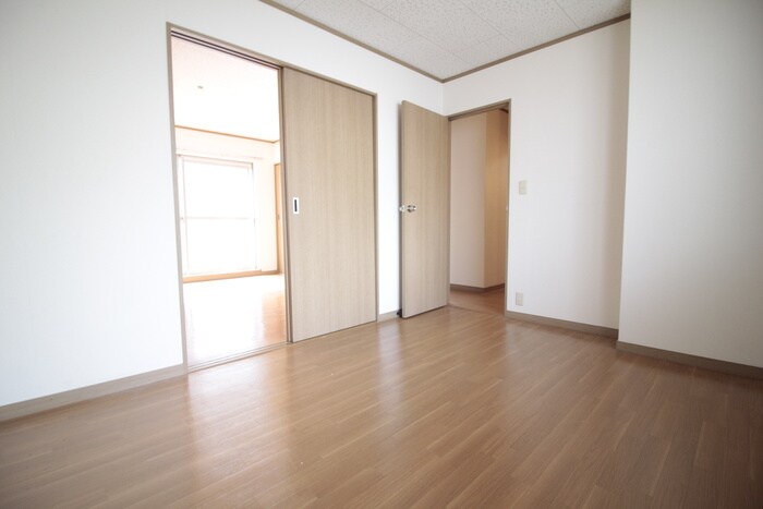 物件内観写真17　(居室)