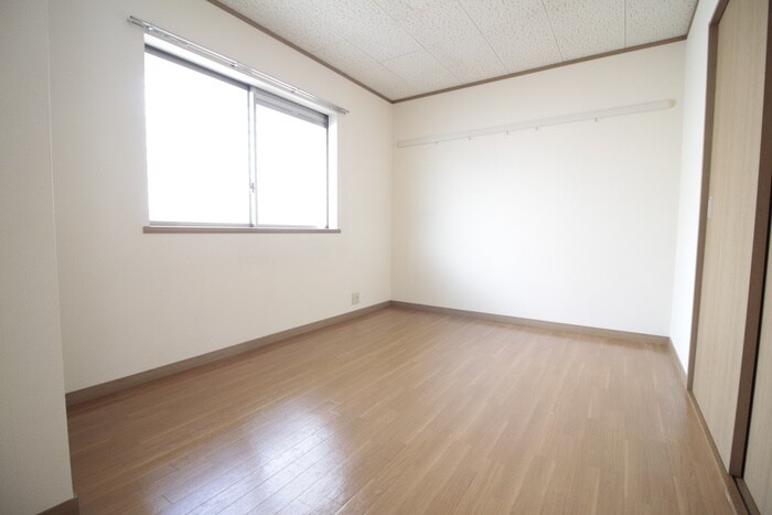 物件内観写真18　(居室)