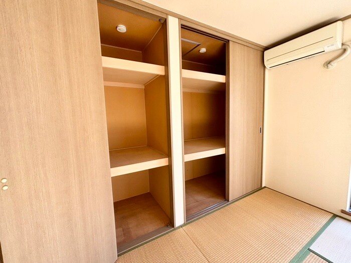 物件内観写真18　(収納)