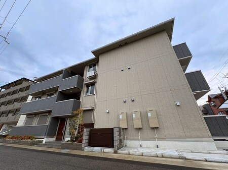 GRAMM桂北滝川C棟外観写真