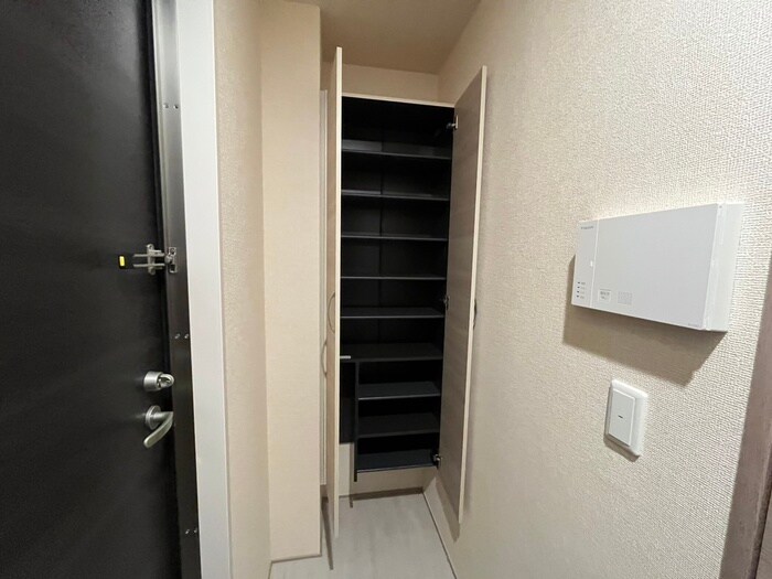 物件内観写真14　(靴箱)