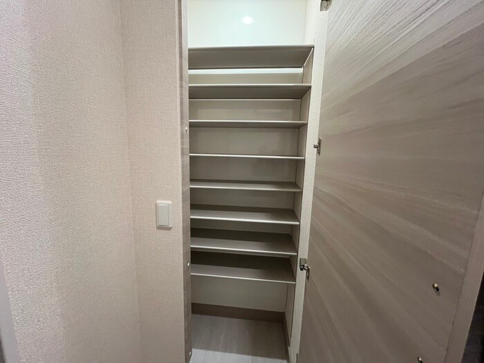 物件内観写真20　(靴箱)