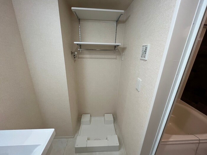 物件内観写真22　(洗濯機置場)