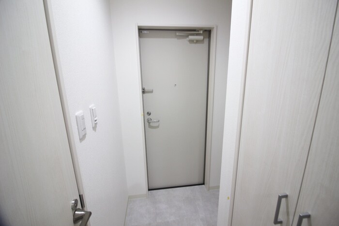 物件内観写真15　(玄関)