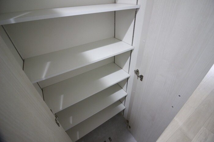 物件内観写真16　(靴箱)